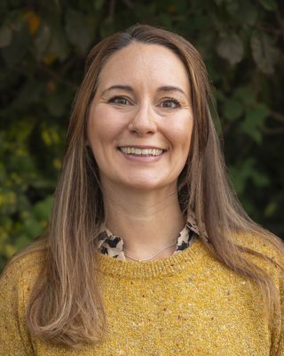 Photo of Lorna Reid, Psychotherapist, MBABCP