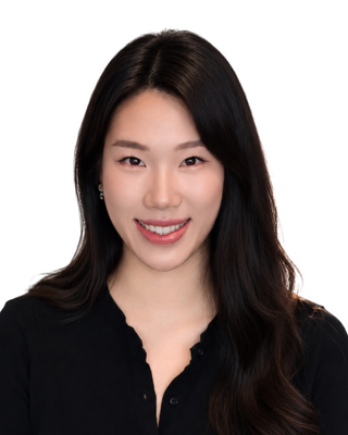Photo of Jacelyn Wu, Registered Psychotherapist (Qualifying)
