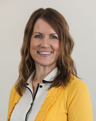Photo of Amie Stearns, Professional Counselor Associate, MA, MSc, LPC-A