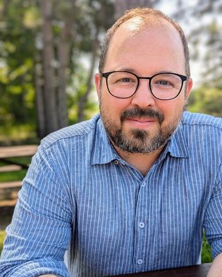 Photo of Patrick McKenna, Registered Psychotherapist (Qualifying), RP(Q)