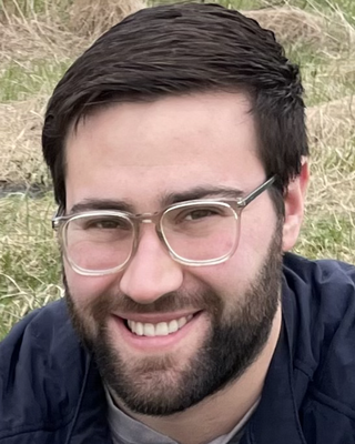 Photo of Aaron Joshua Glase-Stock, Clinical Social Work/Therapist, LMSW