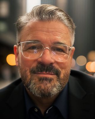 Photo of Dr Bryn Williams, Psychologist, PhD, HCPC - Clin. Psych.