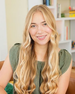 Photo of Olivia Fernandez - Olivia Fernandez — Awaken Holistic Therapy , Marriage & Family Therapist Associate, AMFT