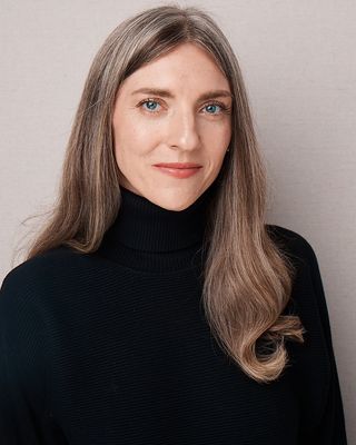 Photo of Alex Roth, Art Therapist, LCAT, ATR-BC