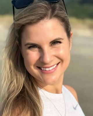 Photo of Jenna Louise Meyers, Pre-Licensed Professional