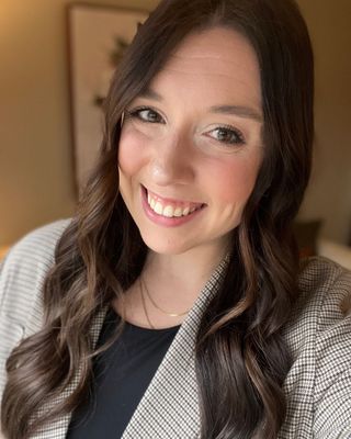 Photo of Kylie Russell, Clinical Social Work/Therapist, LISW