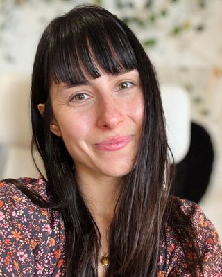 Photo of Natalie V. Bochenska, Registered Psychotherapist, RP, DTATI