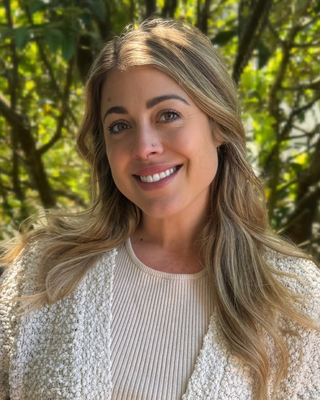 Photo of Alanna Danielle Kueffer, Marriage & Family Therapist Associate, AMFT