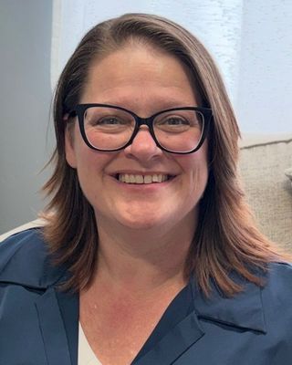 Photo of Rachael Sinnes, Licensed Masters Social Worker, LMSW