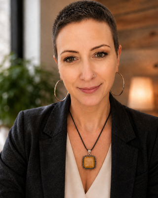 Photo of Emily Pavick, Clinical Social Work/Therapist, EMDRIA, LCSW, MFA
