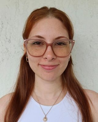 Photo of Lauren Cardoso, Pre-Licensed Professional, RMHCI