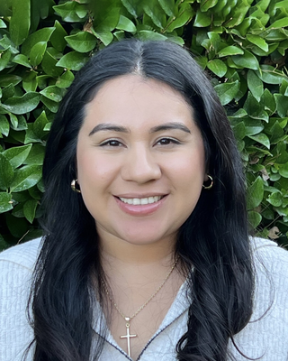 Photo of Gladis Martin, Clinical Social Work/Therapist, LCSW