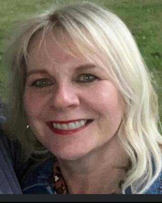 Photo of Kelly Truesdale, Counsellor in BT40, Northern Ireland