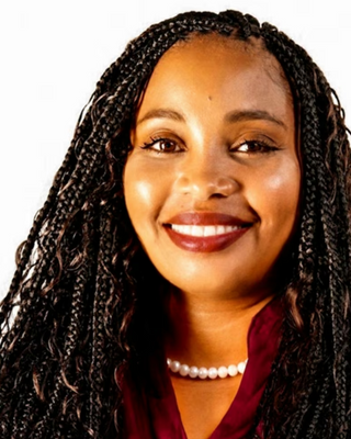 Photo of Sha'rhonda Dunbar, Clinical Social Work/Therapist, LCSW