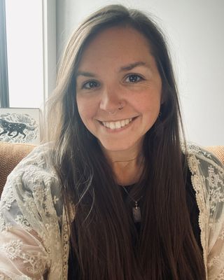 Photo of Ashley Holmes, Counselor, LMHC, MA