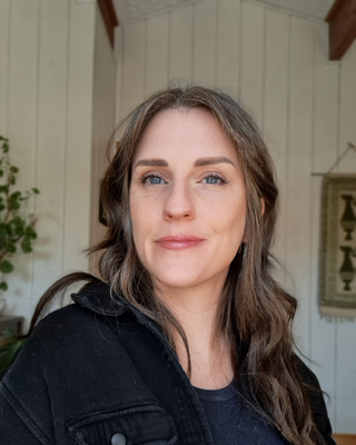Photo of Katrina Enserink, Clinical Social Work/Therapist, MSW, BSW, RSW