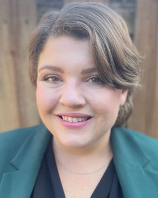 Photo of Liz Labrador, Licensed Professional Counselor, LPC, LPC-S