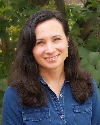 Photo of Lisa Demmer, Registered Psychotherapist (Qualifying), HBA, ADHD-CP