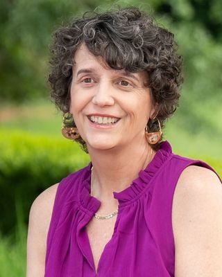 Photo of Stacey Reeves, Clinical Social Work/Therapist, LISW-CP