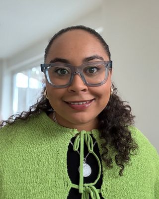 Photo of Taylor Elizabeth, Psychotherapist, MBACP