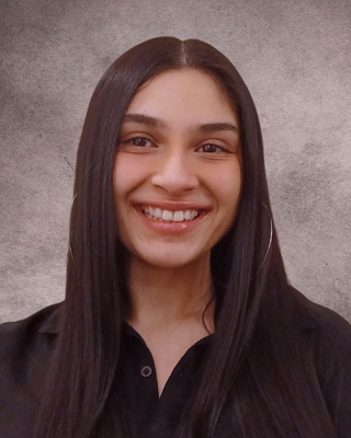 Photo of Alyssa Fernandez, Pre-Licensed Professional, MA, APCC