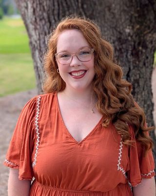 Photo of Maggie Saunders, Pre-Licensed Professional, MA, LPCA