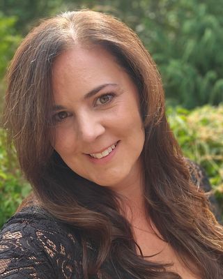 Photo of Kim Hughf - Fueled By Wellness, Registered Social Worker, RSW