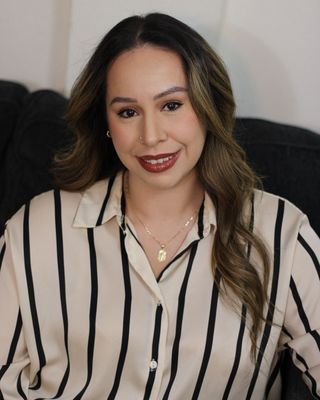 Photo of Nicole Mendoza, Counselor, LMHC