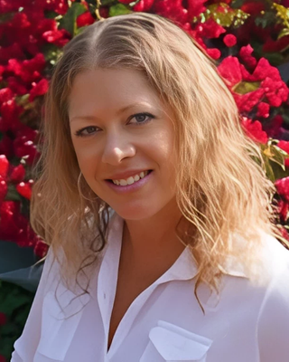 Photo of Heather Luevano, Marriage & Family Therapist, LMFT