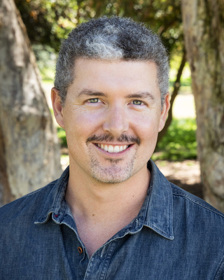 Photo of Matt Van Pelt, Marriage & Family Therapist in Emeryville, CA