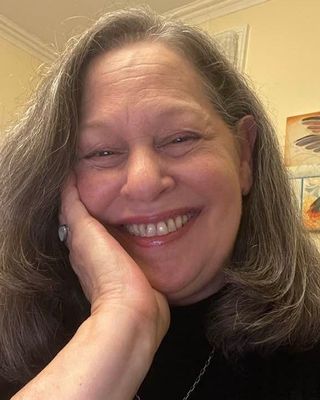 Photo of Carrie Pekor Jasper, Clinical Social Work/Therapist, MSEd, MSW, LICSW