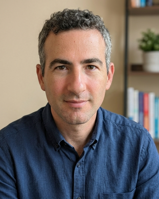Photo of Guy Klein, Psychotherapist, MBABCP