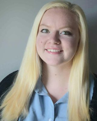 Photo of Emily Francis, Clinical Social Work/Therapist, MSW, CSW