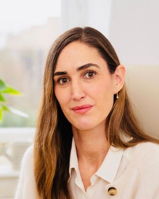 Photo of Paula John, Psychotherapist, BPC
