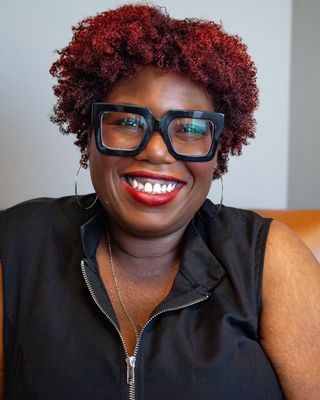 Photo of Michelle McKenzie, Registered Provisional Psychologist, BA, MACP