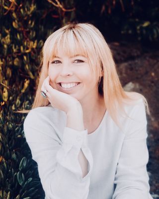 Photo of Cait Glenn, Clinical Social Work/Therapist, LCSW