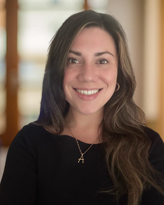 Photo of Alex Palomaria, Marriage & Family Therapist, LMFT