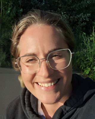 Photo of Claire Maria, Psychotherapist, MA, HCPC-Art Therap.