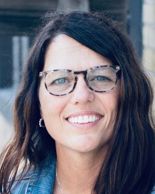 Photo of Wendy Hutterer, Licensed Professional Counselor, LPC, CYT, RYT