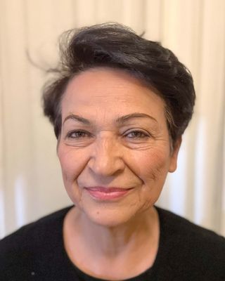 Photo of Farah Pezeshki, Psychologist in San Francisco, CA