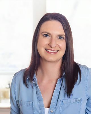 Photo of Alyssa Koenderink, Registered Psychotherapist, MACP, RP