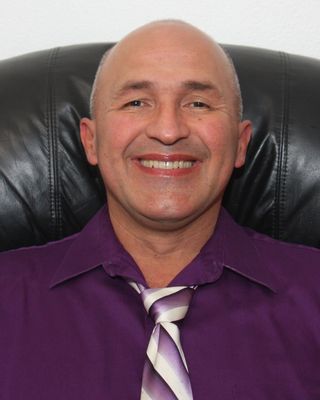 Photo of Victor Alcantar, Marriage & Family Therapist in Exeter, CA