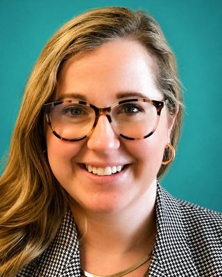 Photo of Amy McAuley, Registered Psychotherapist, MDiv, RP, CCC