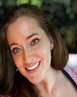 Photo of Kelly McGinnis, Clinical Social Work/Therapist