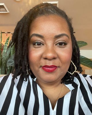 Photo of Elizabeth Bostic, Marriage & Family Therapist Associate, LMFTA