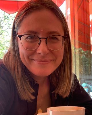 Photo of Jessica Flynn, Psychologist, PhD, CPsych