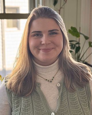 Photo of Kara Lyn Im, Clinical Social Work/Therapist, LCSW