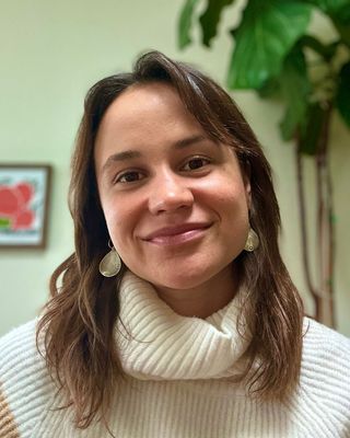 Photo of Isabela França Magalhães, Psychologist in Los Angeles, CA
