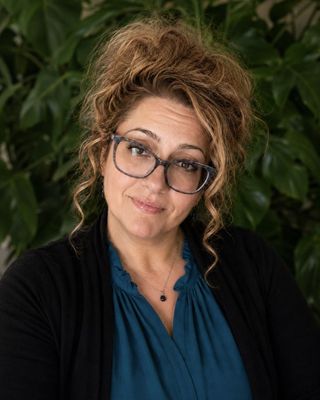 Photo of Dr. Katie Patricia Daly, Psychologist, PsyD, MA, LP