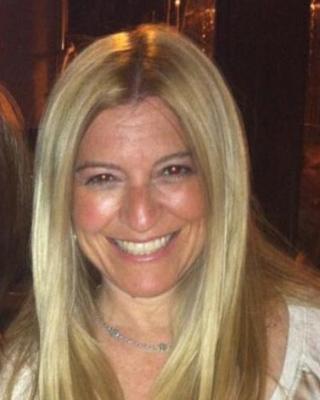 Photo of Elizabeth Baker, Licensed Professional Counselor in Jenkintown, PA